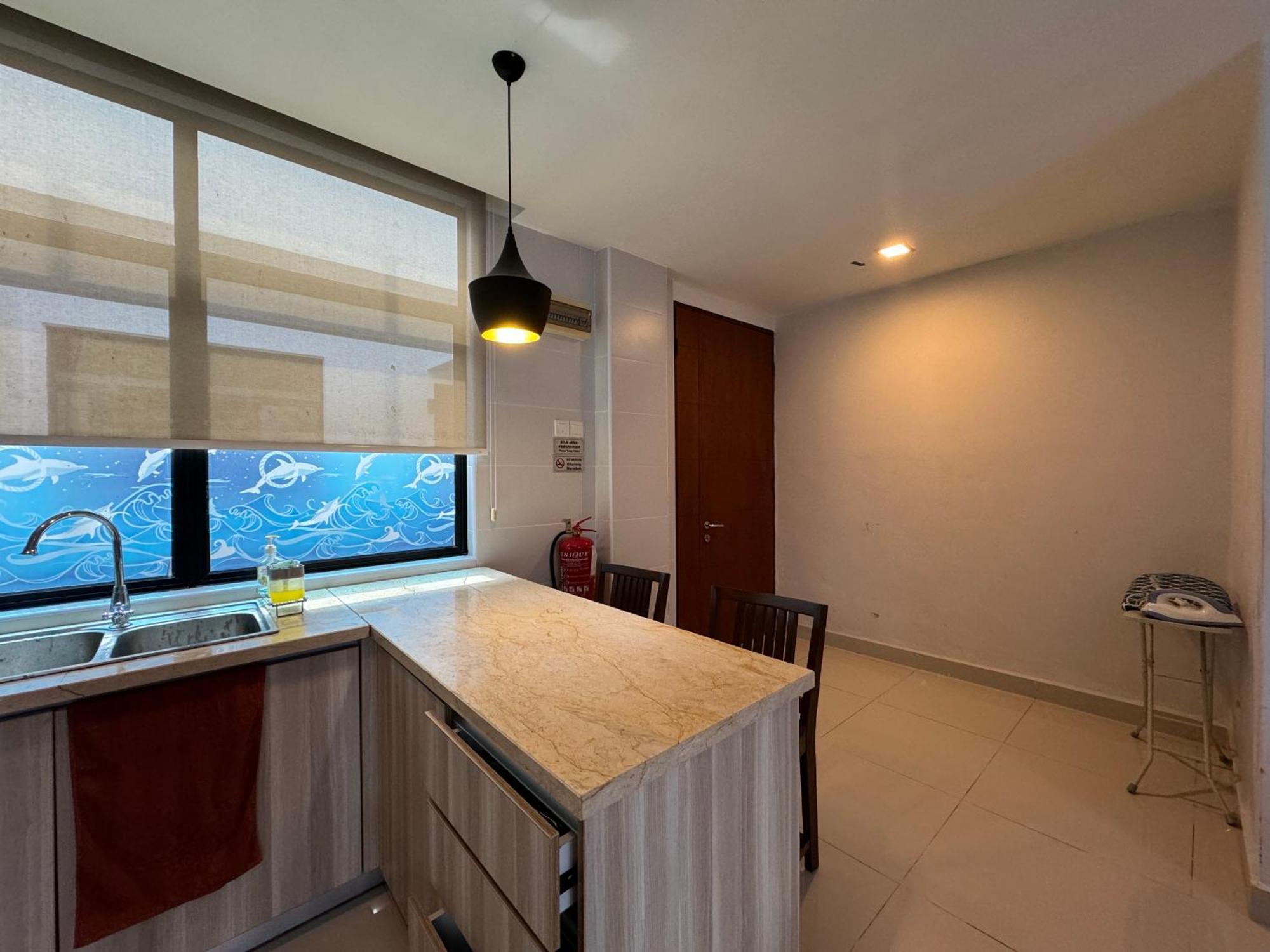 Studio At Samsuria Beach Resort Kampung Sungai Ular Exterior photo